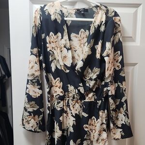 Lulu's Black Floral Long Sleeve Dress